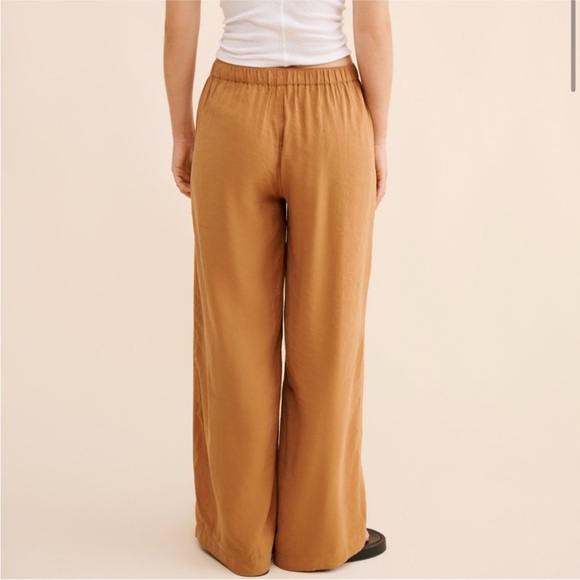Madewell Pull-On Wide-Leg Pants in Softdrape Camel Brown Size Medium - Picture 2 of 8